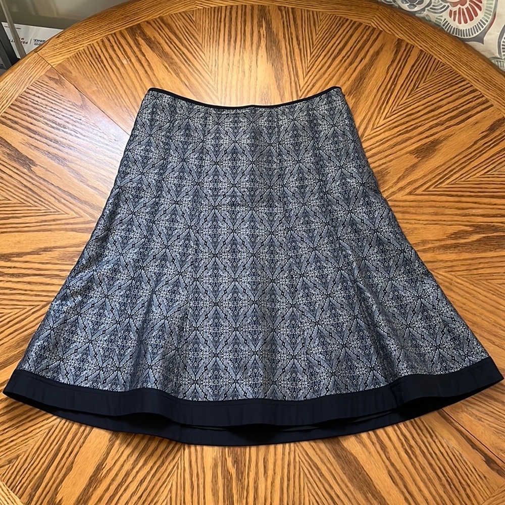 Ann Taylor Silk Blend Dark Blue Design A-Line Skirt Women’s Size 4 EUC